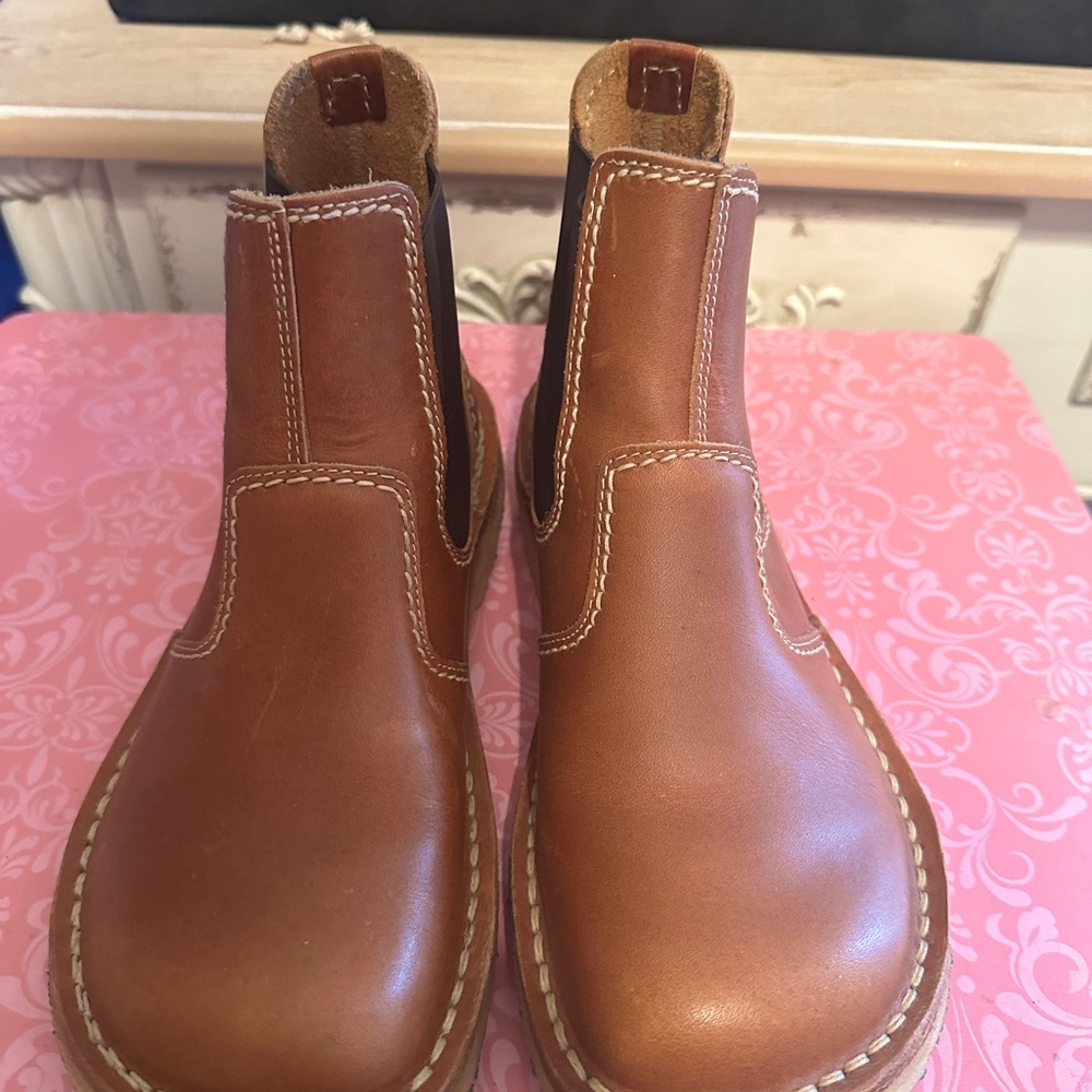 Duckfeet Roskilde Brown Leather Chelsea Boots. Preowned size 39